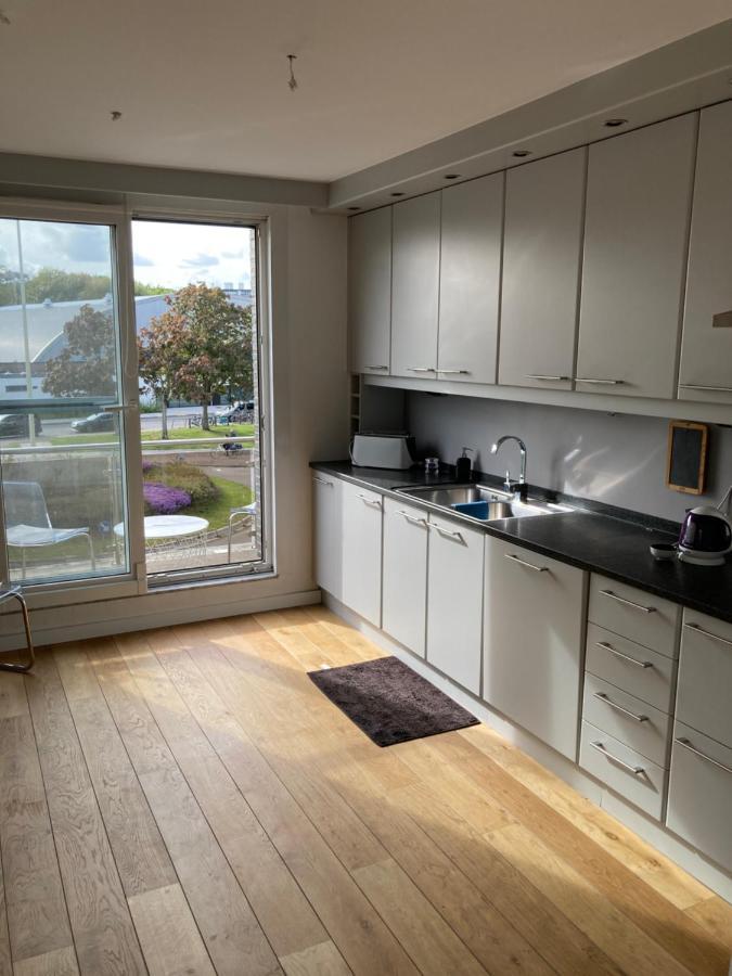 אנטוורפן Lichtrijk Mooi Appartement Met Zicht Op Hof Van Roosendael מראה חיצוני תמונה