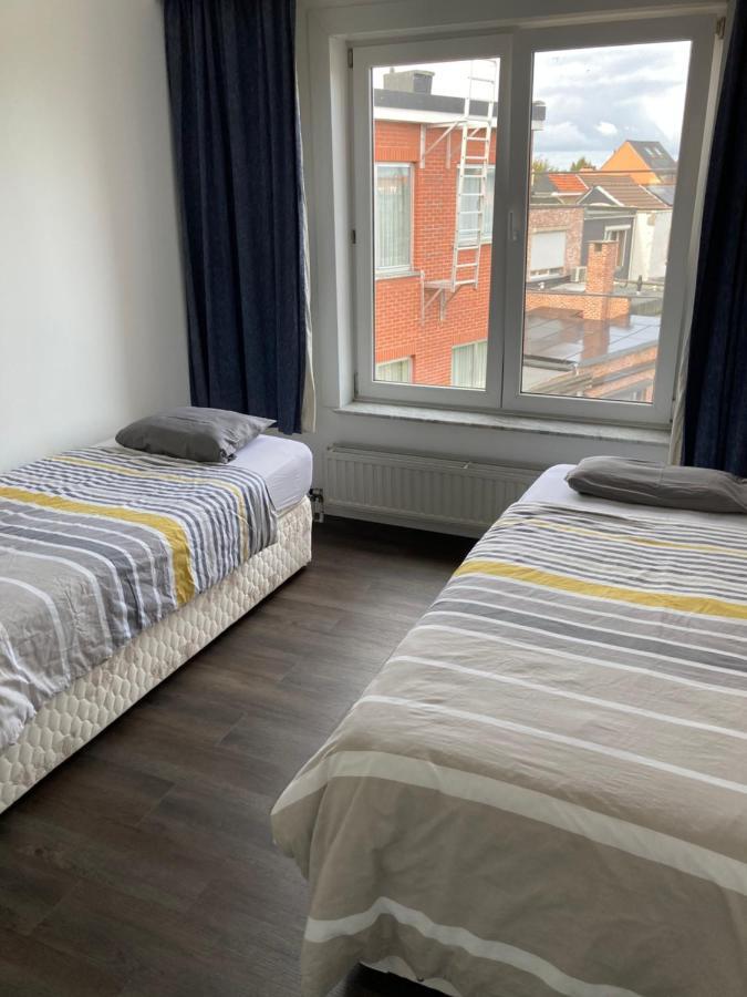 אנטוורפן Lichtrijk Mooi Appartement Met Zicht Op Hof Van Roosendael מראה חיצוני תמונה